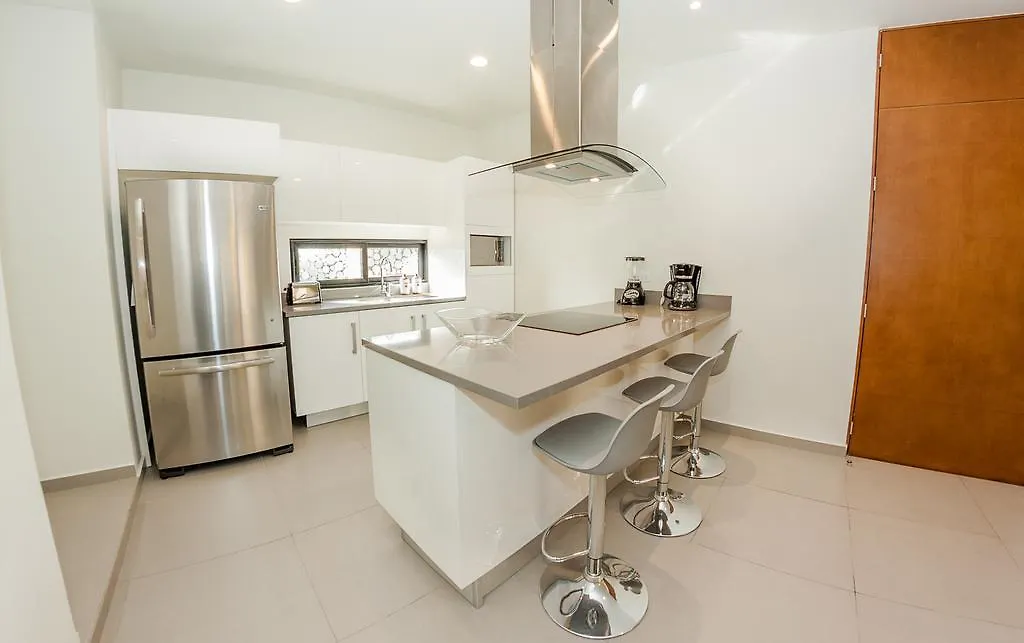 Trendy 2Br Condo Centermost By Happy Address プレヤデルカーメン 0*,  メキシコ